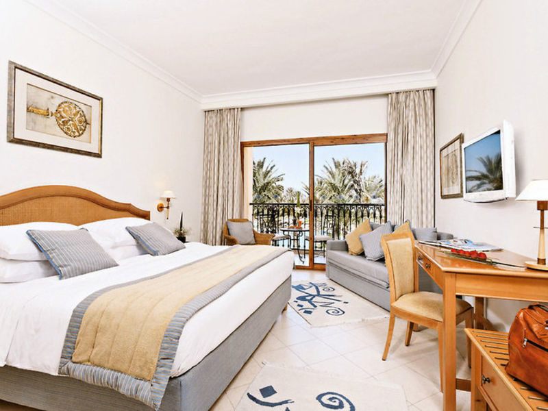 Mövenpick Resort & Marine Spa