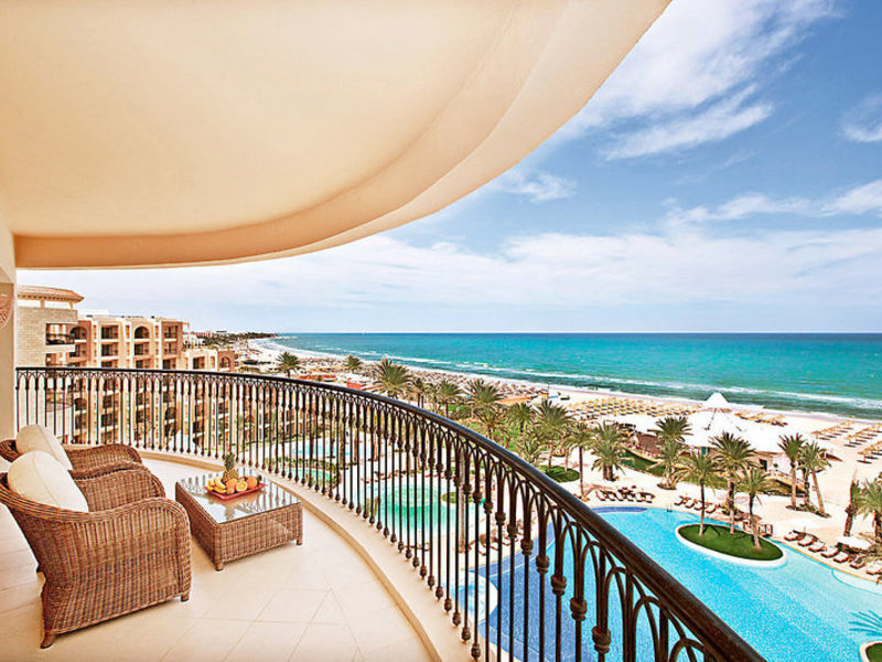 Mövenpick Resort & Marine Spa
