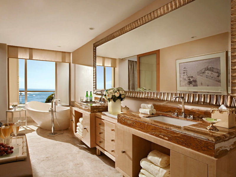 Mulia Resort Nusa Dua, Bali