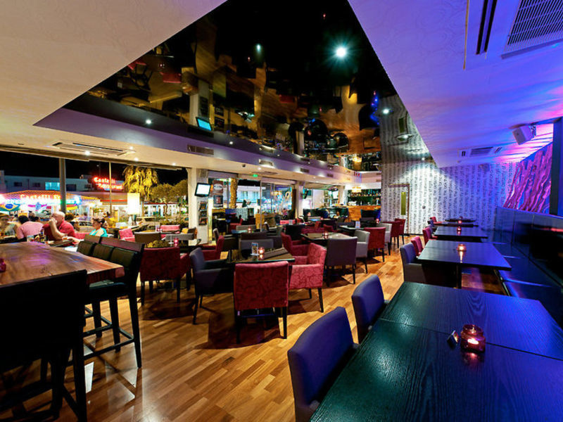 Napa Plaza