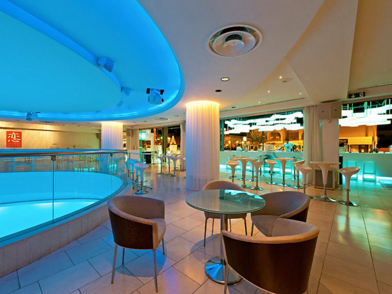 Napa Plaza