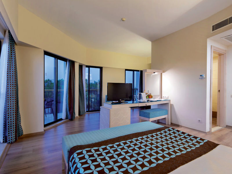 Nashira Resort & Spa
