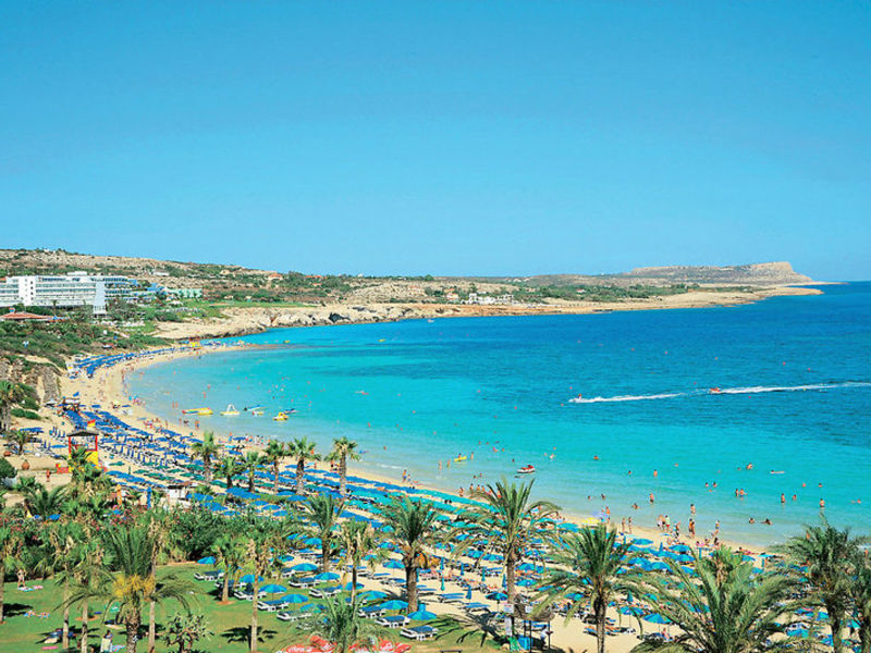 Nelia Beach