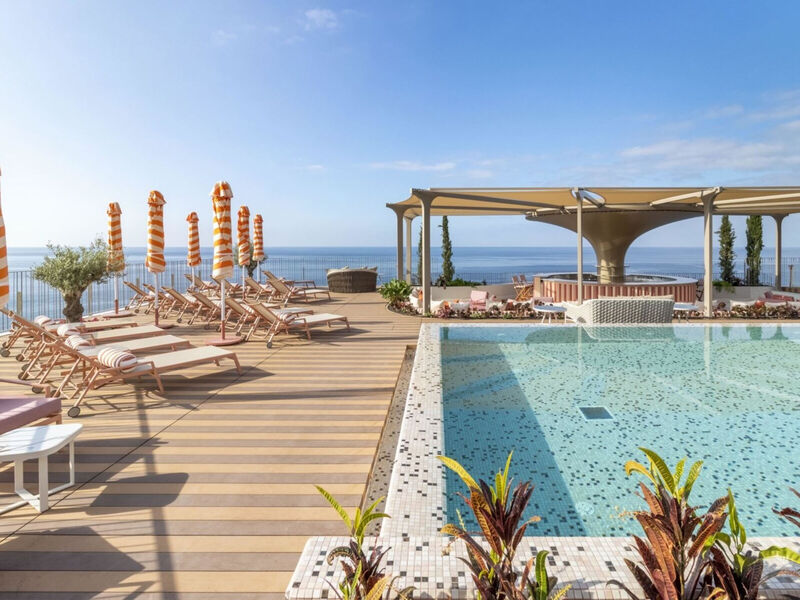 Next - Savoy Signature