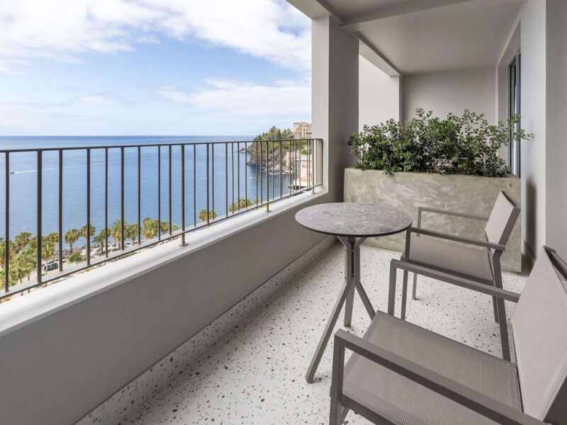 Next - Savoy Signature