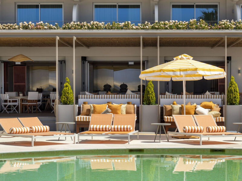 Next - Savoy Signature