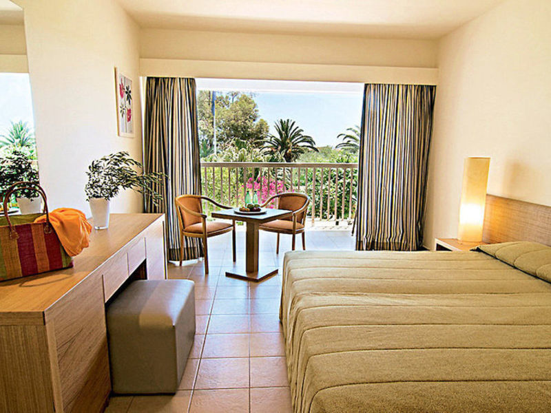 Nissi Beach Resort