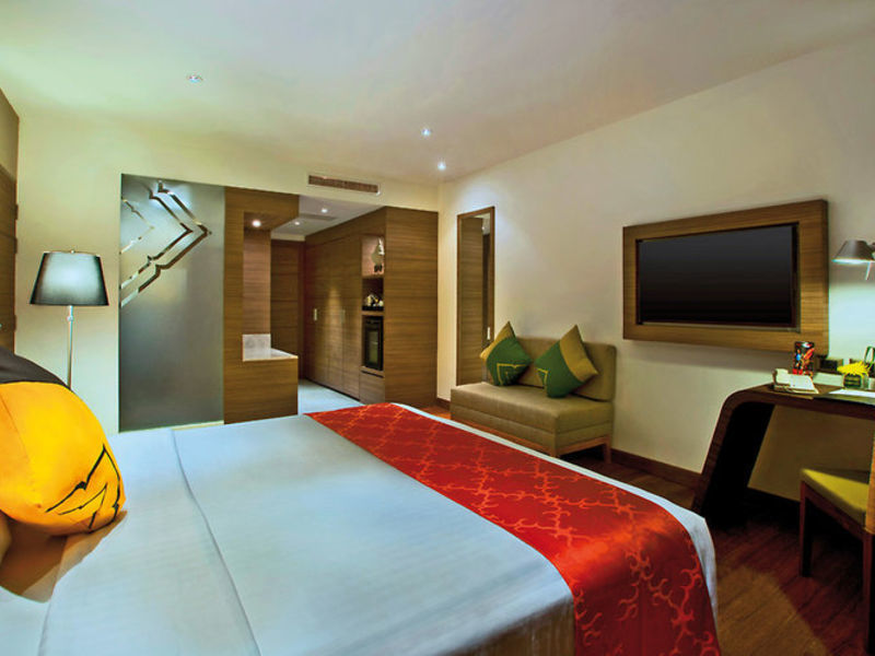 Novotel Phuket Karon  Resort