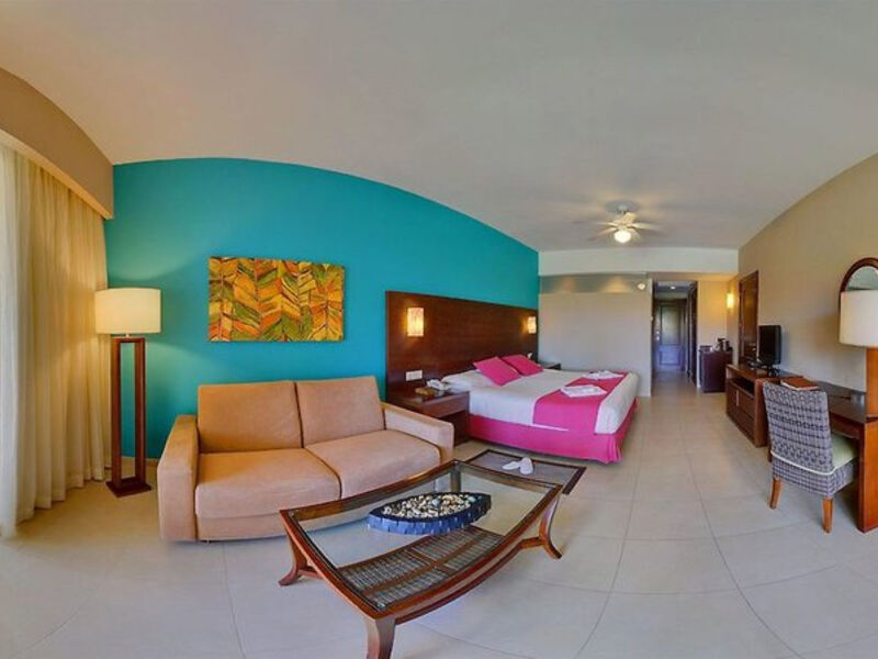 Now Larimar Punta Cana