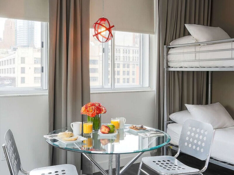 Nu Hotel