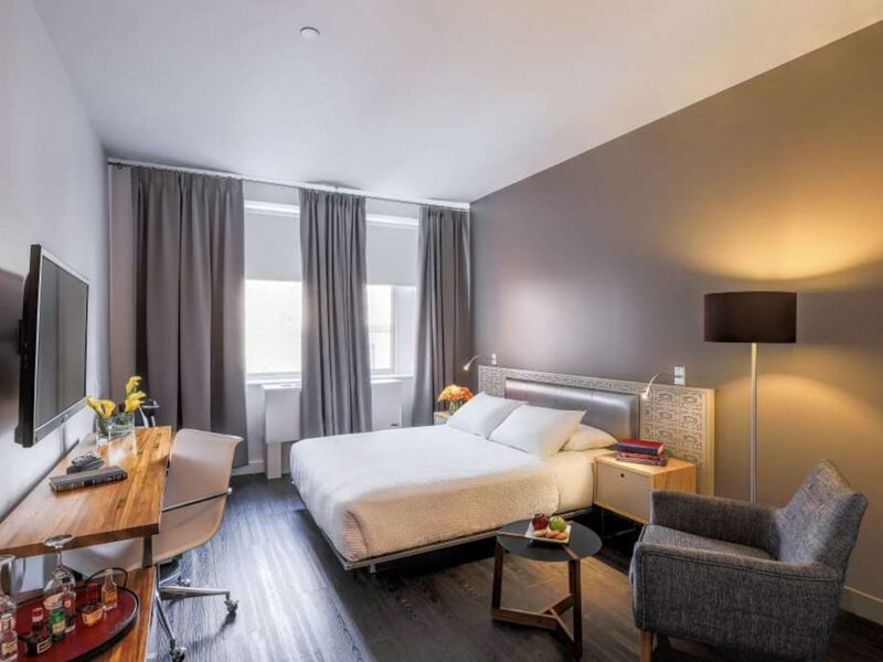 Nu Hotel
