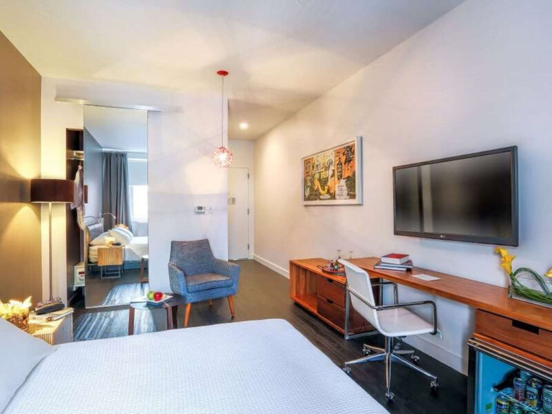 Nu Hotel