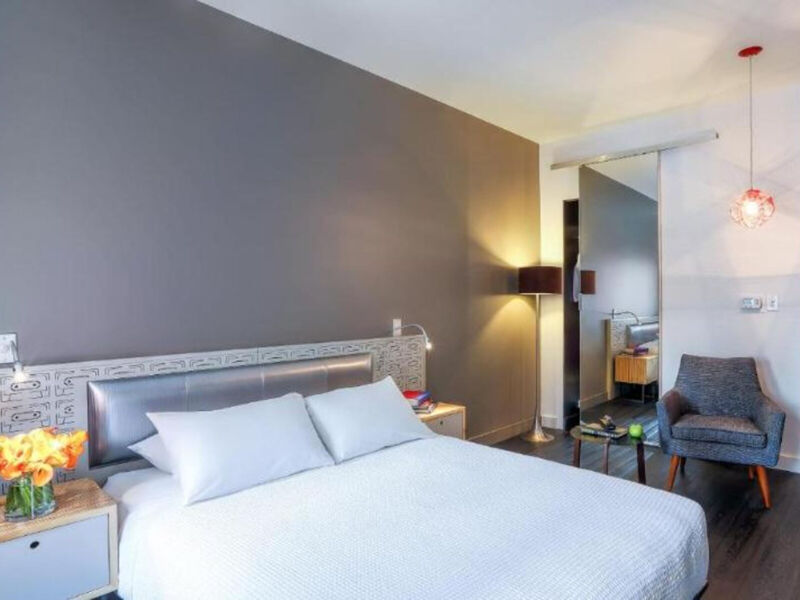 Nu Hotel