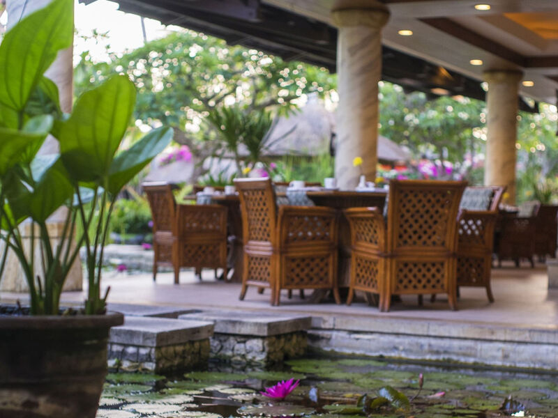 Nusa Dua Beach Hotel &Amp; Spa