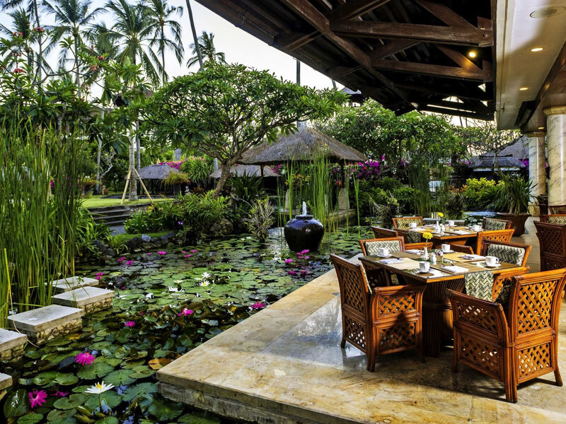 Nusa Dua Beach Hotel &Amp; Spa