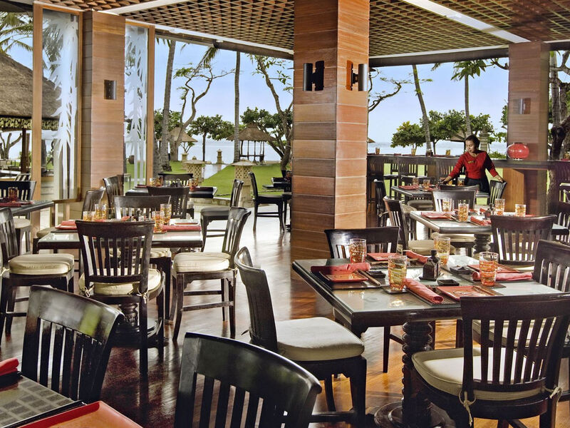 Nusa Dua Beach Hotel &Amp; Spa