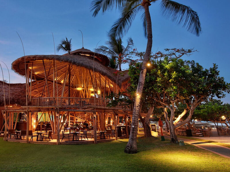 Nusa Dua Beach Hotel &Amp; Spa