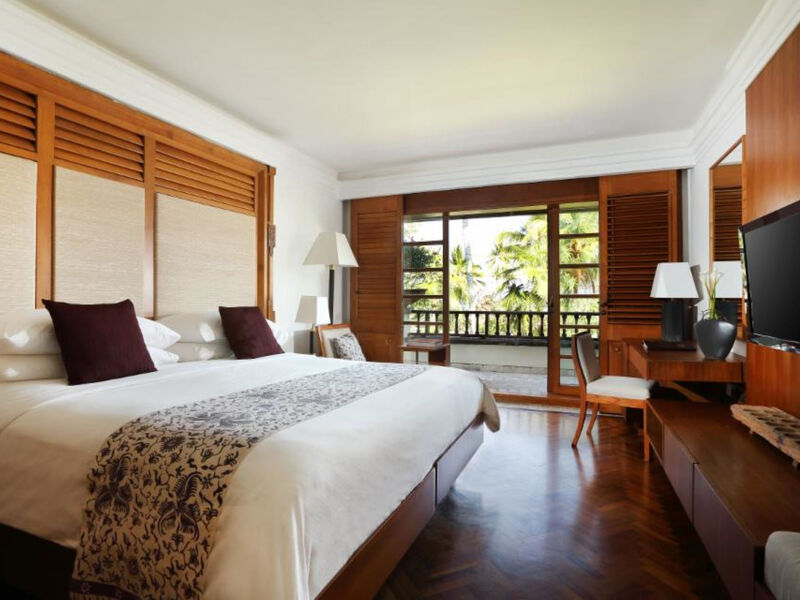 Nusa Dua Beach Hotel &Amp; Spa
