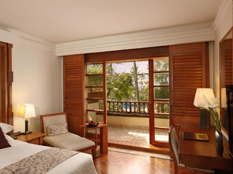 Nusa Dua Beach Hotel &Amp; Spa