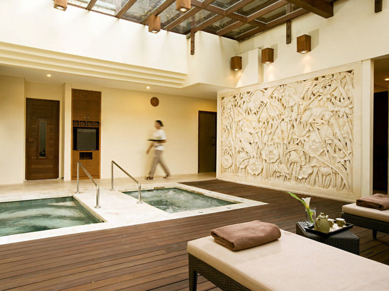 Nusa Dua Beach Hotel & Spa