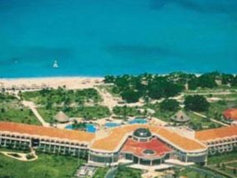 Oasis Brisas del Caribe