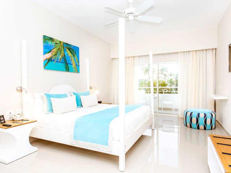 Oasis Canoa Beach