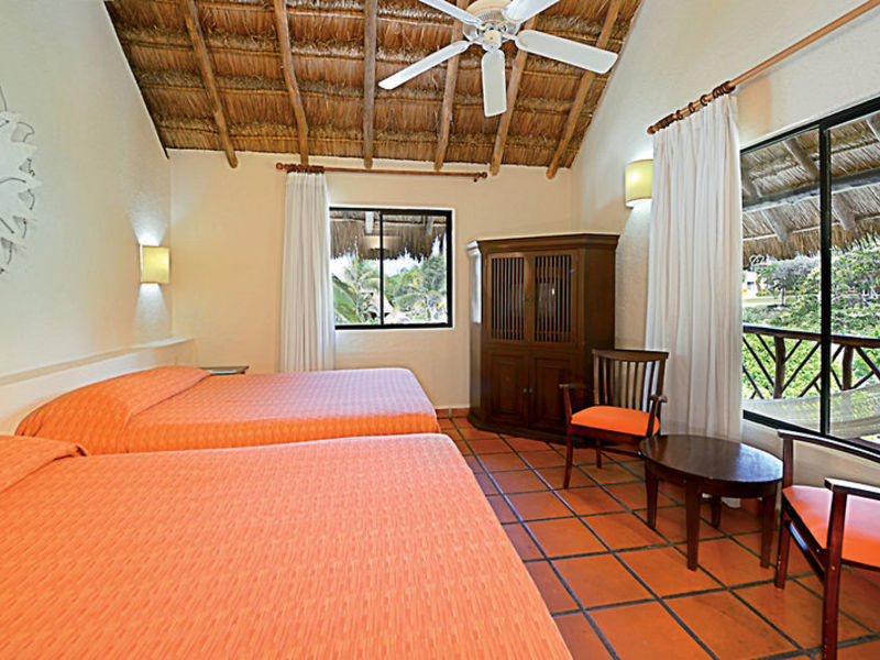 Occidental Allegro Playacar