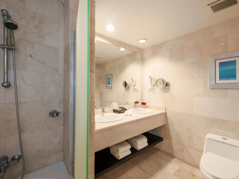 Ocean Blue &Amp; Sand