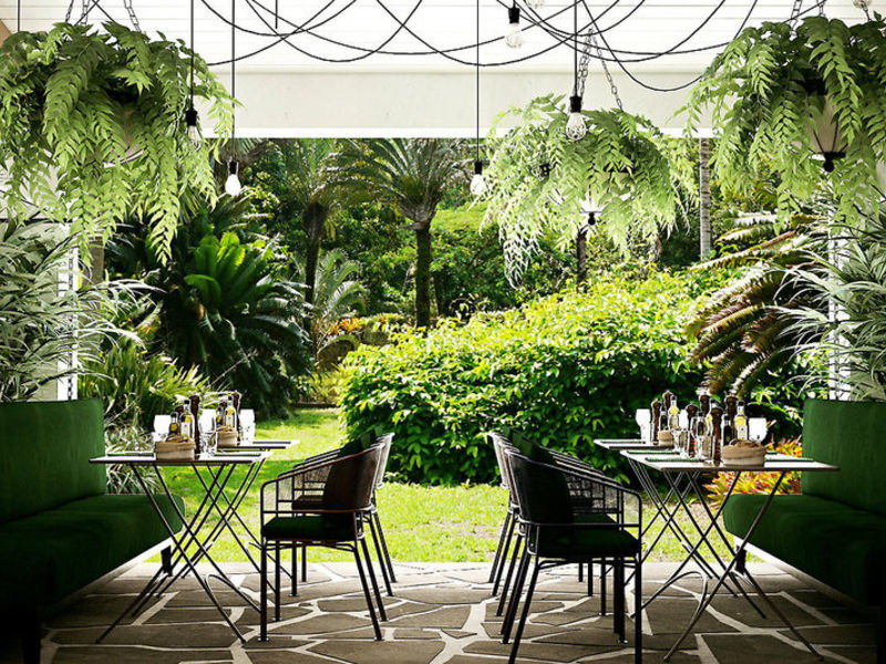 Ocean Riviera Paradise Kombi