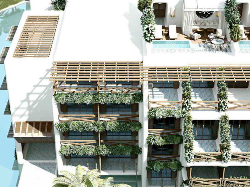 Ocean Riviera Paradise Kombi