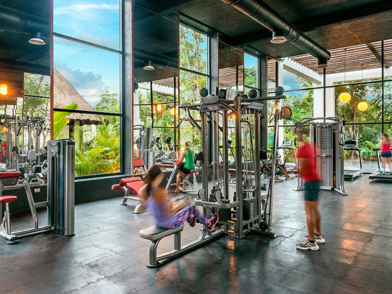 Ocean Riviera Paradise