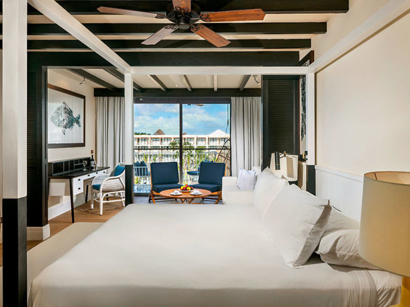 Ocean Riviera Paradise