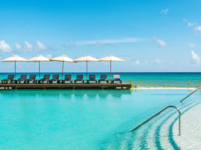 Ocean Riviera Paradise