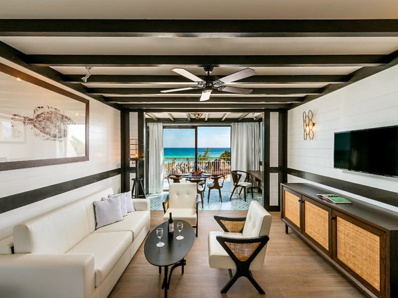 Ocean Riviera Paradise