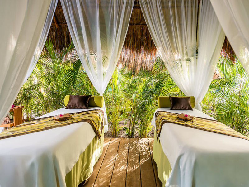 Ocean Riviera Paradise