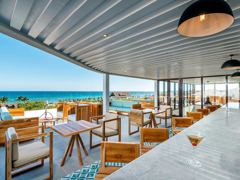 Ocean Riviera Paradise