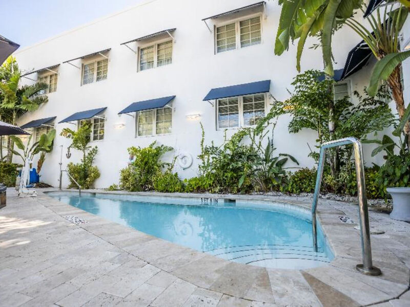 Oceanside Hotel
