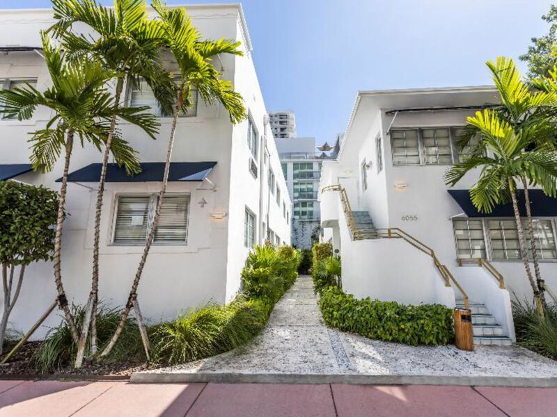 Oceanside Hotel