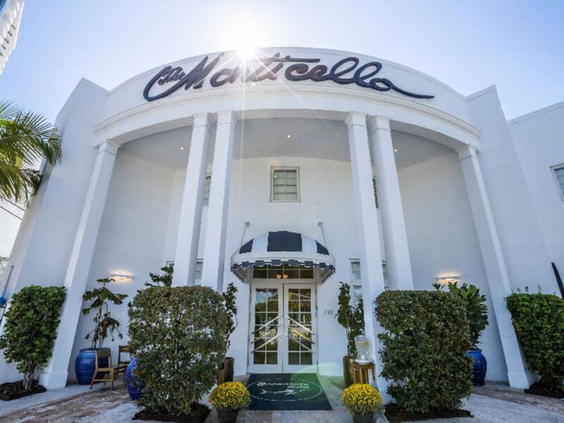 Oceanside Hotel