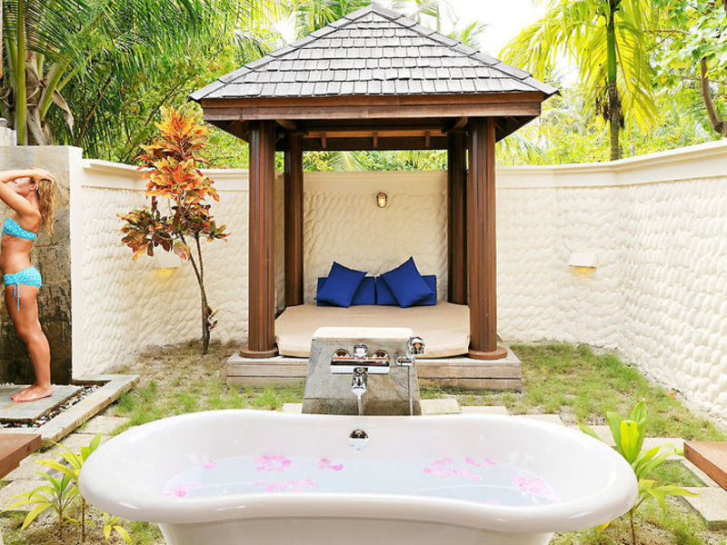 Olhuveli Beach & Spa Resort