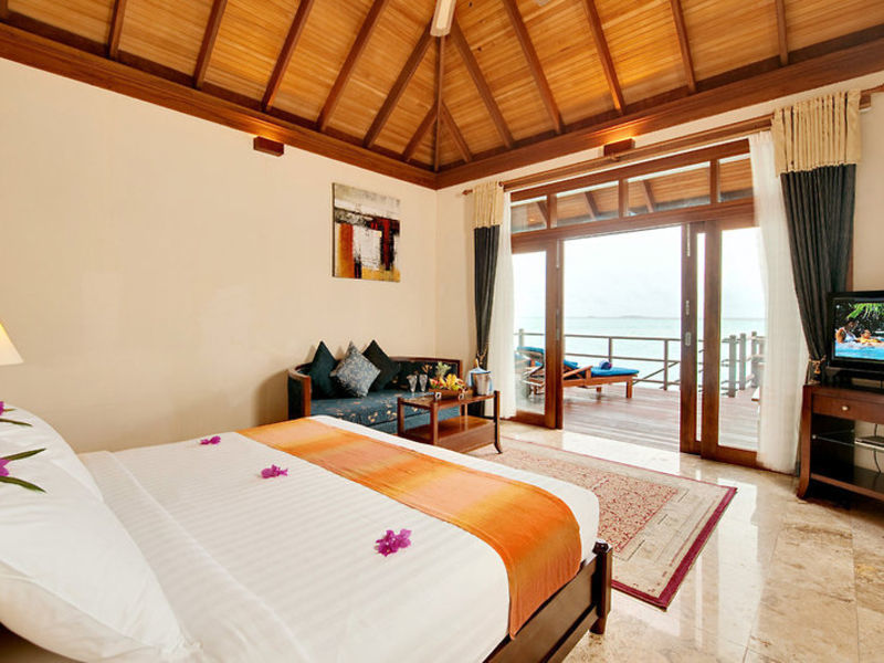 Olhuveli Beach & Spa Resort