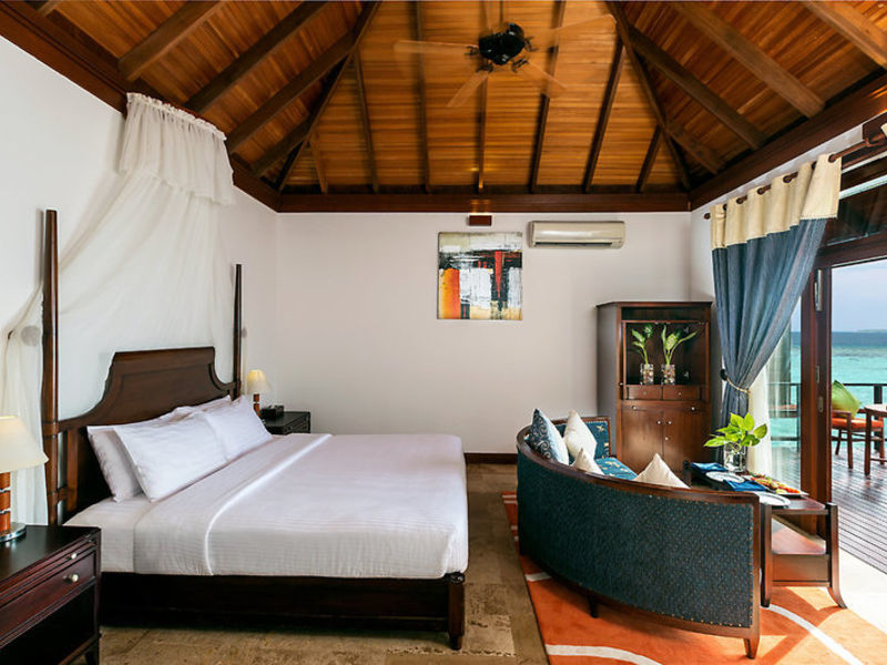 Olhuveli Beach & Spa Resort