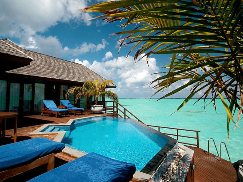 Olhuveli Beach & Spa Resort