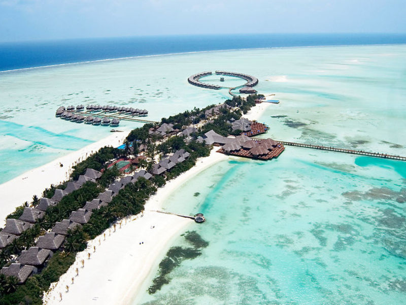 Olhuveli Beach & Spa Resort