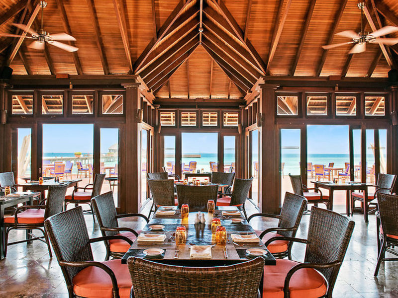 Olhuveli Beach & Spa Resort