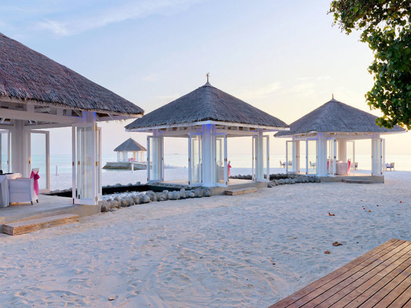 Olhuveli Beach & Spa Resort