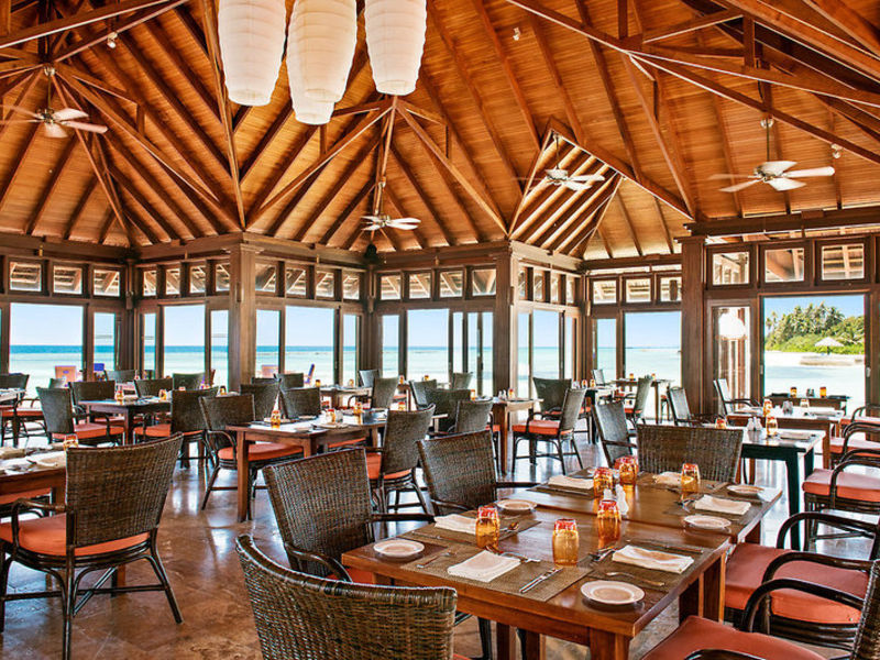 Olhuveli Beach & Spa Resort