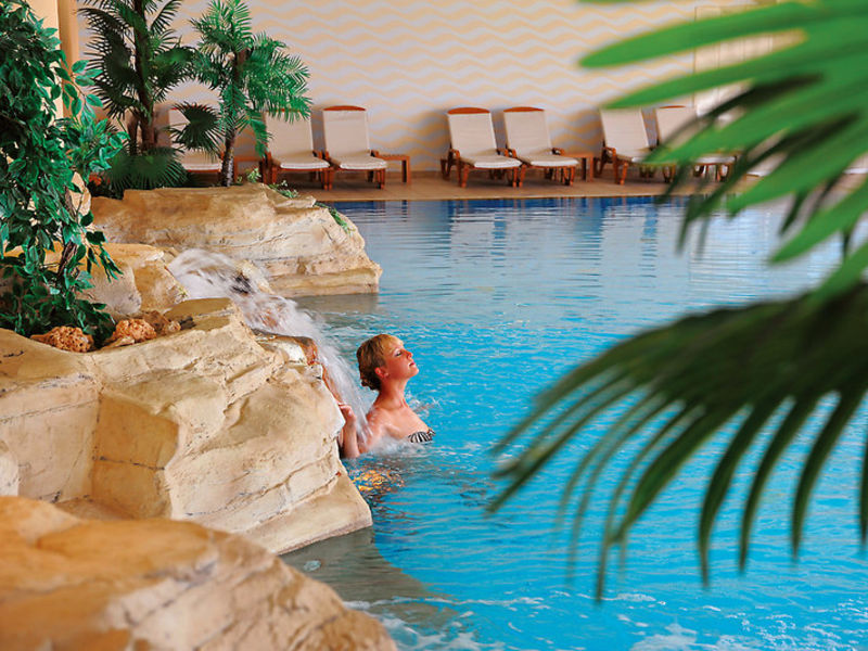 Olympic Lagoon Resort