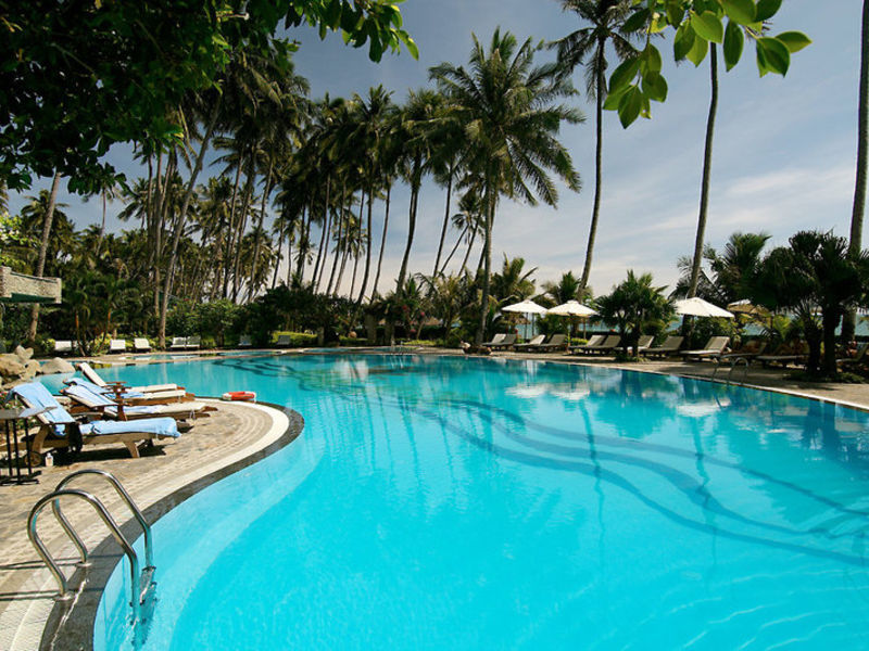 Oriental Pearl Resort