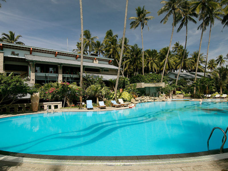 Oriental Pearl Resort